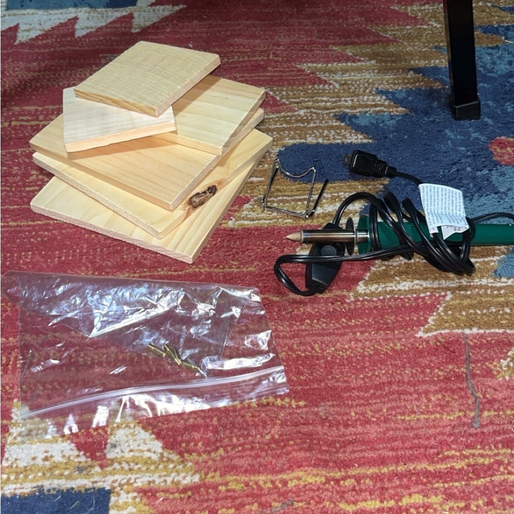 Wood Burning Kit with Wooden Plaques